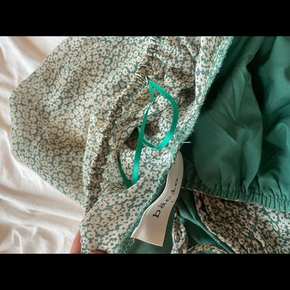 Brand New Bacio 2 Piece Green Skirt Set M/L - Picture 4 of 4